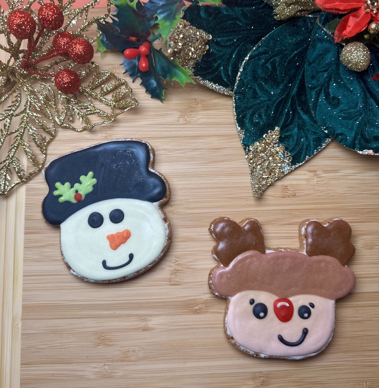 Reindeer/Snowman Christmas Biscuit